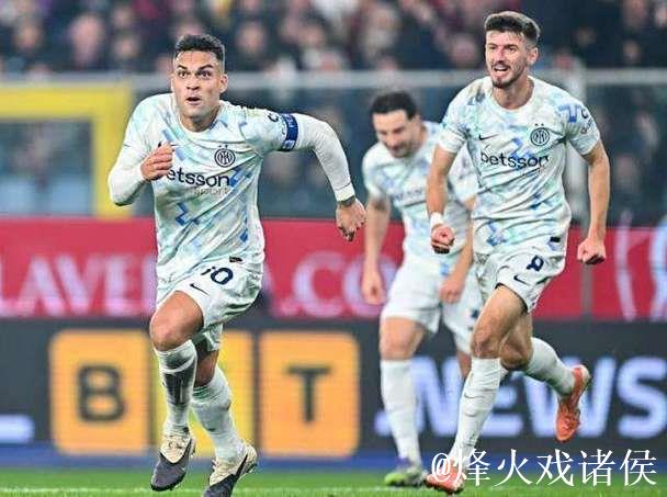 劳塔罗顶飞后卫传射建功 国米在榜首庆祝圣诞 劳塔罗顶飞后卫传射建功 国米在榜首庆祝圣诞