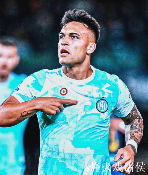 劳塔罗顶飞后卫传射建功 国米在榜首庆祝圣诞 劳塔罗顶飞后卫传射建功 国米在榜首庆祝圣诞