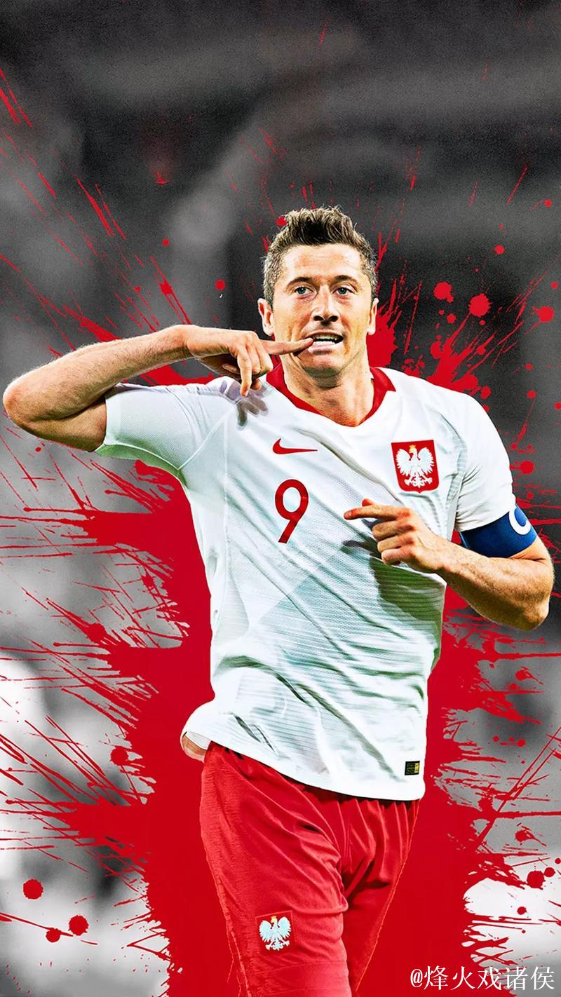 莱万多夫斯基斩获本赛季德甲最佳球员殊荣 莱万多夫斯基斩获本赛季德甲最佳球员殊荣