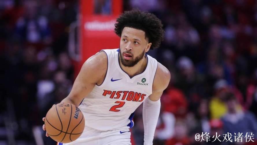 准！坎宁安再投中三分，目前14中7、三分7中5砍下21分8助攻