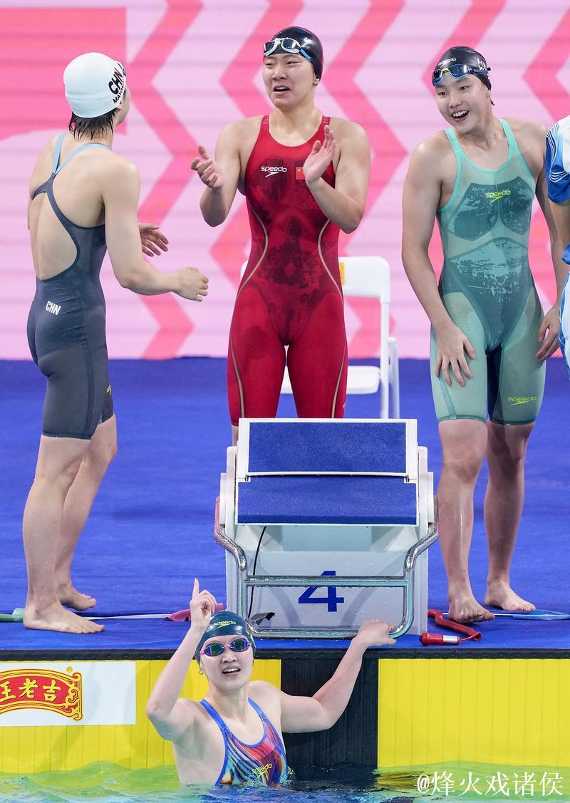 河北队勇夺全运会女子4x200米自由泳接力金牌 河北队勇夺全运会女子4x200米自由泳接力金牌